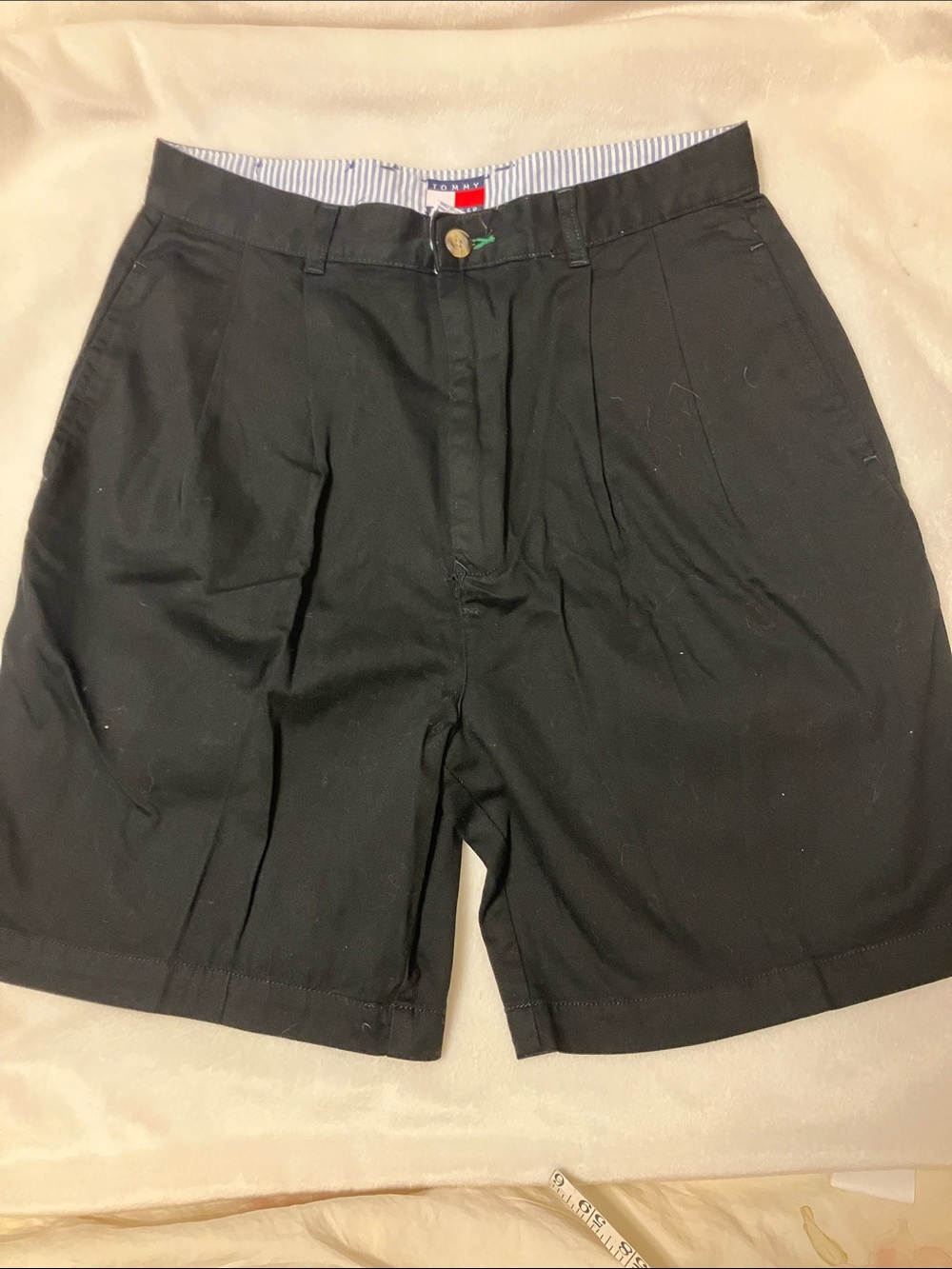 NWT Tommy Hilfiger Black Pleated Kids Shorts Boys 16 19” long 28” waist